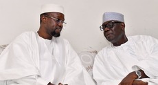 Tivaouane : Sonko rend hommage à Mame Maodo Malick Sy et insiste sur le rôle des familles religieuses dans la&nbsp;(…)