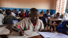 Tanzanie: l’éducation en manque de moyens face à l’explosion démographique