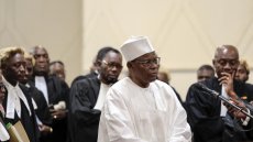 À la Une: Maurice Kamto exclu de la course à la présidentielle au Cameroun