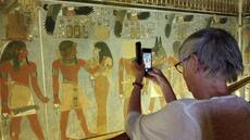 Les savants de l'expédition d'Égypte qui ont découvert le tombeau d'Amenhotep III «ont eu la peur de leur vie»