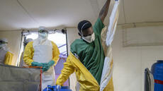 RDC: un membre de Médecins sans frontières infecté par Ebola évacué vers les Pays-Bas