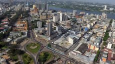À Abidjan, des passionnés transmettent l'histoire architecturale oubliée du Plateau [1/3]