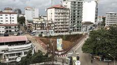 Guinée: le chanteur en exil Élie Kamano accuse le pouvoir de «l’enlèvement» de deux de ses enfants à Conakry