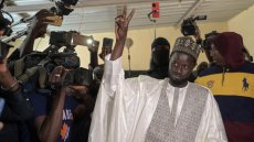 Présidentielle au Sénégal: Macky Sall «félicite le vainqueur Bassirou Diomaye Faye»