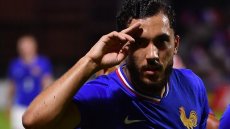 Football: déception en Algérie après le choix de Rayan Cherki de jouer pour l’équipe de France