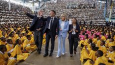 À Madagascar, Emmanuel Macron achève sa tournée par un sommet sous tension autour de Mayotte