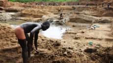 Après la levée du dernier embargo, quel avenir pour le Processus de Kimberley?