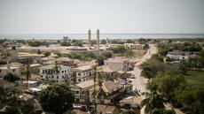 Cameroun: l'opposant Issa Tchiroma Bakary accueilli «temporairement» en Gambie