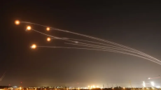 L'Iran annonce tirer une nouvelle salve de missiles contre Israël