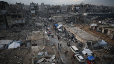Frappes sur Gaza-ville: Le Hamas perd le contact avec deux otages