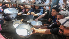 L'occupation réduit de moitié l’entrée de l’aide humanitaire à Gaza