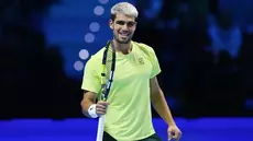 ATP Finals: Alcaraz rejoint Sinner en finale