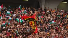 EST: 34 mille supporters face au Stade malien