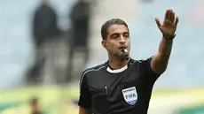 Ligue 1: Les arbitres Haïthem Guirat et Oussama Chraïet à l'arrêt