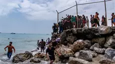 40.000 migrants ont traversé la frontière entre le Maroc et Ceuta