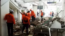 Indonésie: Au moins 38 morts dans un puissant séisme