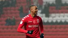 L'international anglais Ezri Konsa rejoint Arsenal...