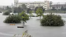 Japon: Le typhon Dujuan fait 4 morts... 45 mille foyers dans le noir