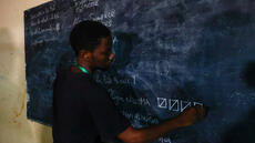 Présidentielle au Gabon: après une journée de vote dans le calme, place au comptage des voix