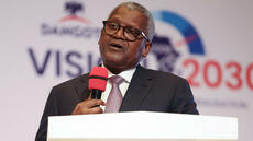 Entrée en Bourse de Dangote: les Nigérians se mettent en scène sur les réseaux sociaux