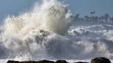 Mer fortement agitée et vagues dangereuses sur l'Atlantique et la Méditerranée dès vendredi