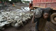 RD Congo: au moins 32 morts dans une mine de cobalt après un mouvement de panique et l'effondrement d'un pont de fortune