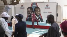 Sénégal: les partisans de Bassirou Diomaye Faye savourent la victoire, ceux d’Amadou Ba la saluent