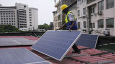 L'essor spectaculaire de l'énergie solaire échappe en partie au contrôle des États africains