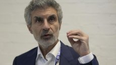 Nous appelons à l'arrêt du développement d'une superintelligence : la tribune de plus de 700 scientifiques et (…)