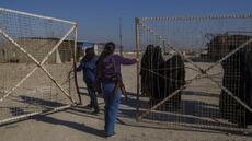 Syrie: quel sort pour les djihadistes du groupe État islamique et leurs proches après le retrait des forces kurdes?