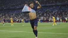 Le prodige du PSG Désiré Doué suscite fierté et regrets en Côte d'Ivoire