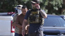 États-Unis: la police de l'immigration de Donald Trump veut recruter 10.000 patriotes, un ex-Superman candidat