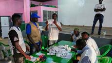 En Guinée, le oui à la nouvelle Constitution visant à la fin de la transition largement approuvée