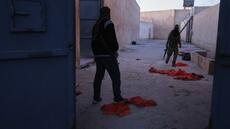 Brèches, évasions, chaos... En Syrie, le transfert des prisons kurdes aux forces gouvernementales profitent à Daech