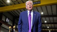 Extraterrestres, ovnis... Donald Trump rebondit sur des propos de Barack Obama pour ordonner la publication de&nbsp;(…)