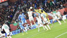 À la Une: des quarts de finale de rêve à la CAN