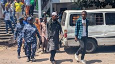 Comores: le rappeur Titi le Fourbe condamné à un mois de prison avec sursis pour «trouble à l’ordre public»