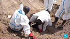 Le Soudan panse ses plaies, déterrant des morts pour leur rendre dignité