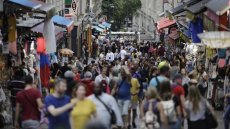 France: les immigrés sont de plus en plus diplômés et viennent principalement d'Afrique