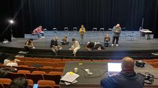 En région parisienne, la crise diplomatique entre Paris et Alger vue par les Franco-Algériens