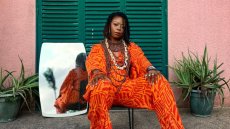 Jacquie Atandji, une créatrice qui valorise l’artisanat africain et la mode