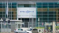 Automobile : le marché algérien atténue la baisse des ventes de Stellantis
