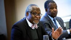 Présidentielle au Cameroun: l'opposant Akere Muna conteste l'éligibilité de Paul Biya, qui «règne mais ne gouverne pas»