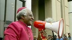 Desmond Tutu et la «folie du pardon»: «The Foolishness of God» ouvre le FIFDA à Paris