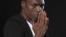 Le Prix de la liberté: le rappeur camerounais Valsero revient avec une autobiographie romancée au Songhaï