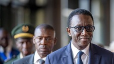Amadou Ba moque Dakar sur la Guinée-Bissau : le piège des locales