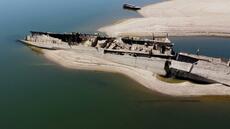 Sécheresse en Europe : une flotte nazie émerge du Danube à sec