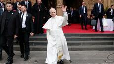 Visite du pape en France: Léon XIV clôt son séjour à Metz par un appel à l'Europe contre le mensonge et la tromperie