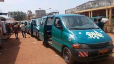 Centrafrique: la nostalgie des conducteurs de taxis et de bus, remplacés par les moto-taxis [3/3]