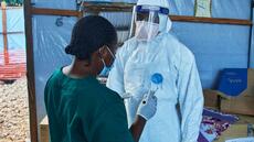 Ebola : le bilan de l'épidémie franchit la barre des 1.000 morts en République Démocratique du Congo et en Ouganda